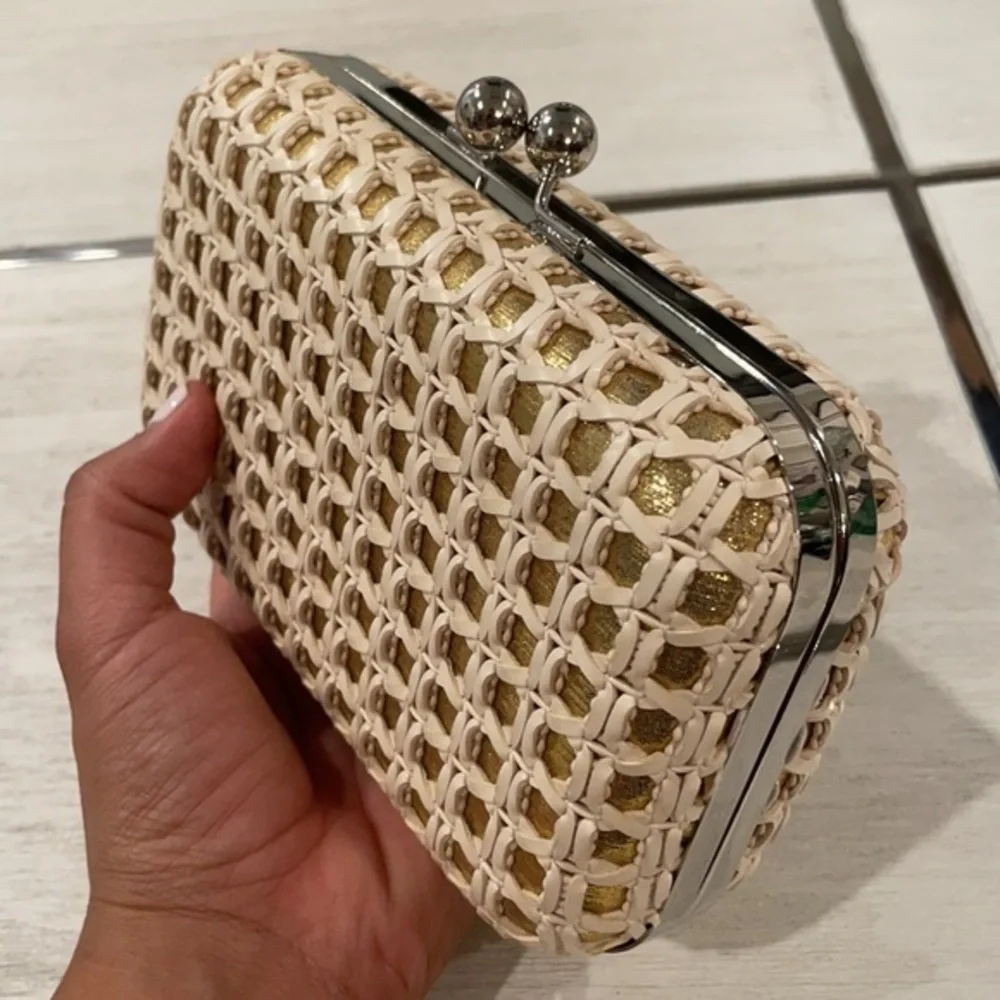 NWT Alessia Natural Convertible Clutch Purse